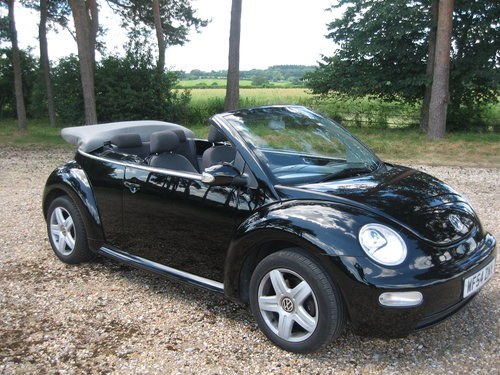 2004 Gorgeous Beetle Cabriolet 1.6L in Black VENDUTO