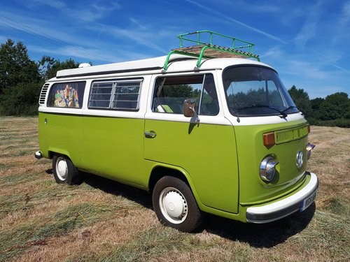1675 1976 VW Bay Window with Pop Top Roof For Sale