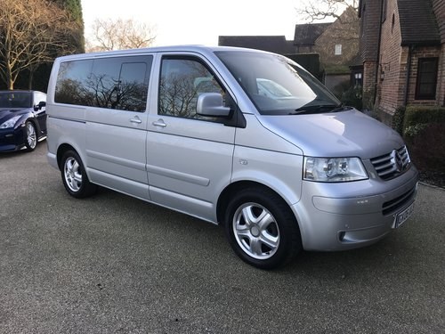 2006 STUNNING VW CARAVELLE 2.5 TDi EXECUTIVE AUTO Kaufen Bei