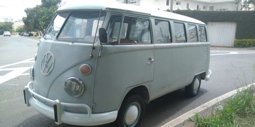 1975 Never restored, perfect metal body For Sale