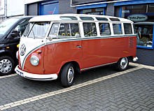 1963 VW Type 2 Transporter = clean Red(~)Tan 7.9k miles In vendita