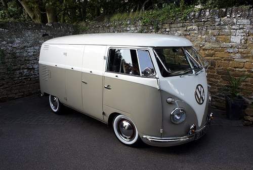 1957 VW Splitscreen Panel Van - Fully Restored In vendita