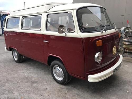 VW Campervan T2 Bay Window 1974 For Sale