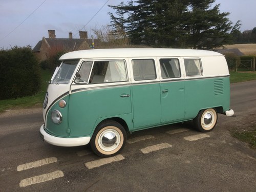1960 VOLKSWAGEN SPLIT SCREEN BUSES WANTED. VW CAMPER VAN WANTED