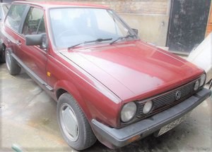 VW Polo  1986 low mileage hatchback with a tow bar In vendita