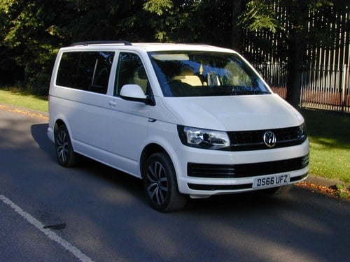 2107 VW TRANSPORTER T6 T28 2.0 TDi - DAY VAN / MULTIVAN - HI SPEC A vendre