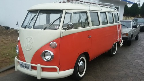 1975 VW bus 15 window Brazilian  In vendita