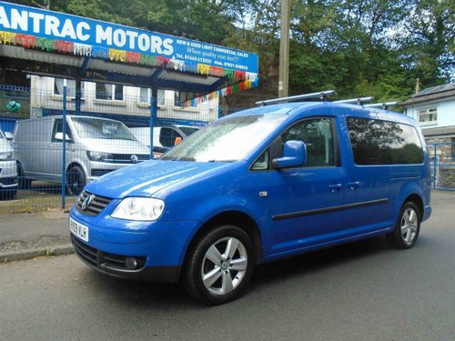 2009. VwCADDY MAXI LIFE- 7 SEATER, A/C blue For Sale