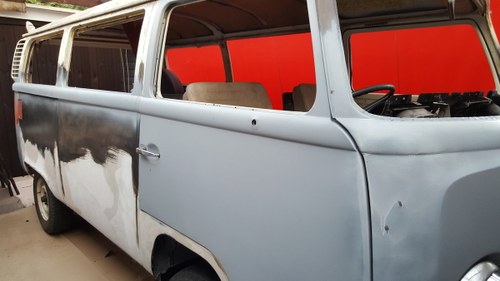 1972 T2 Bay Window project  For Sale