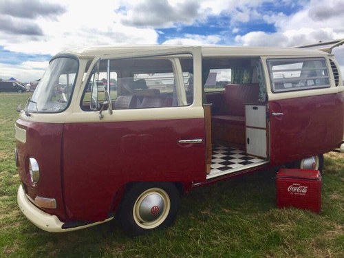 1969 T2 Devon Caravette Early Bay RHD £10,950 For Sale