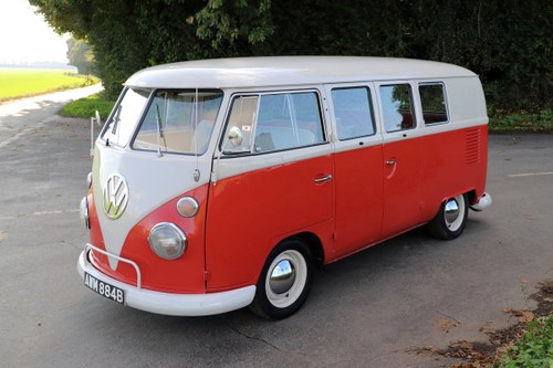 1964 VW Split Screen Camper Van. Factory Right Hand Drive In vendita