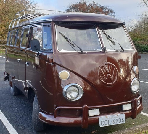 1972 VW Split Screen Camper Day Van £12,000 - £15,000 For Sale by Auction