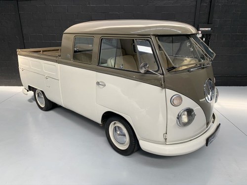 1967 Volkswagen Split Window Crew Cab Kombi VENDUTO