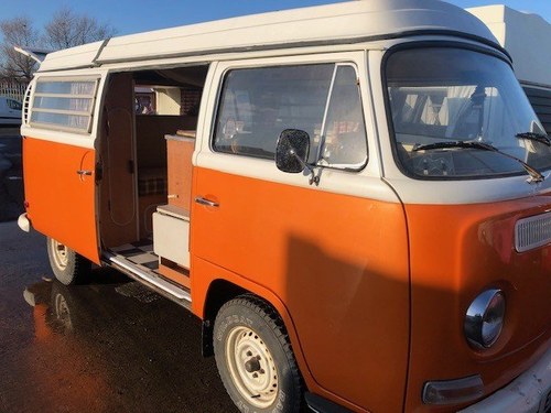 1971 Volkswagen T2 Bay Window Camper In vendita all'asta