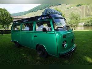 1976 Green VW Camper with Refurbished Engine For Sale (picture 1 of 6)