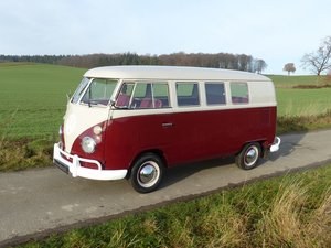 1965 Volkswagen T1 Minibus - completely restored In vendita