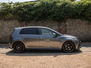 2019 Volkswagen    GOLF R TSI 4Motion For Sale