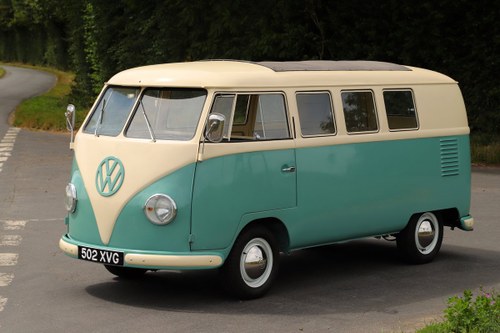 1956 (March) VW Split Screen Kombi / Camper Van. Restored. In vendita