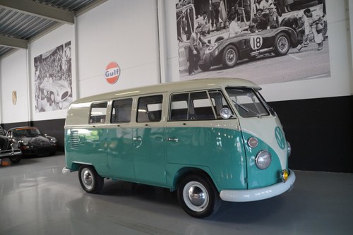 VOLKSWAGEN T1 Combi Bus (Model 231) Fully restored (1965) In vendita