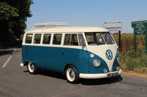 1966 VW Split Screen Camper Van. Factory German Built. RHD. In vendita