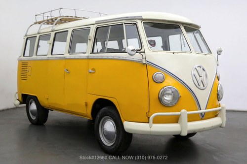 1974 Volkswagen 15-Window Deluxe Microbus In vendita