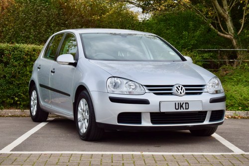 2004 VW VOLKSWAGEN GOLF MK5 1.9 TDI AUTO SILVER 5DR  In vendita