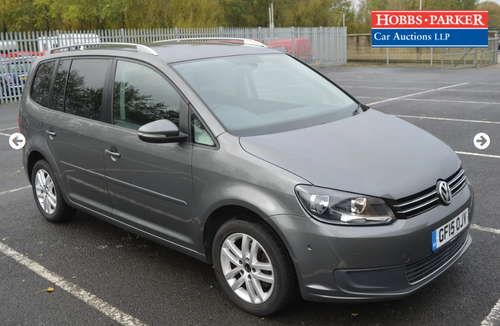 2015 VW Touran SE 122,841 Miles for auction 25th In vendita all'asta