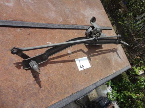 Wiper motor with mechanism for Golf series 2 In vendita