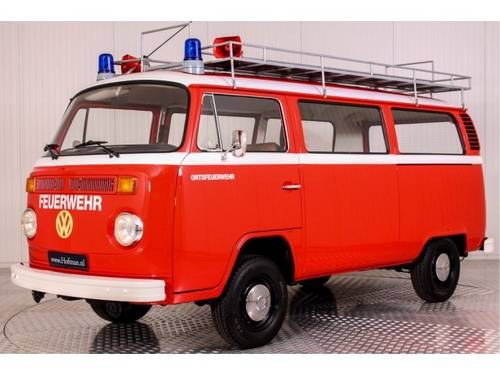 1977  Volkswagen Transporter Firemen 9 pers + trailer For Sale