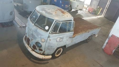1967 VW T1 Pickup in good basis for restoration In vendita