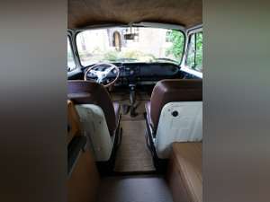 1971 VW T2 Early Bay Westfalia Campervan LHD For Sale (picture 4 of 10)