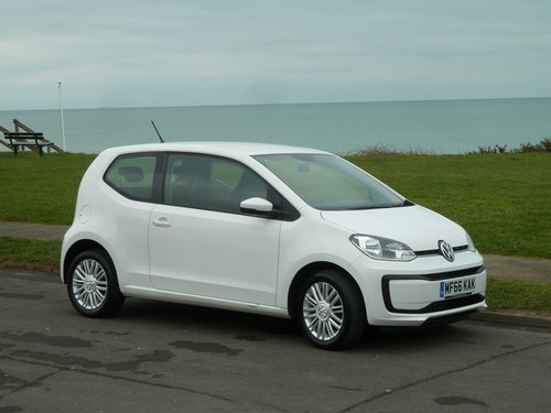 2016 VOLKSWAGEN UP! 1.0 MOVE UP 3DR AIR CON CANDY WHITE 1 OWNER SOLD