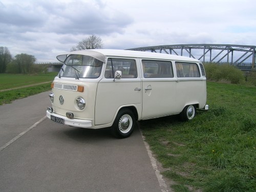 1975 Volkswagen Camper Van T2 For Sale