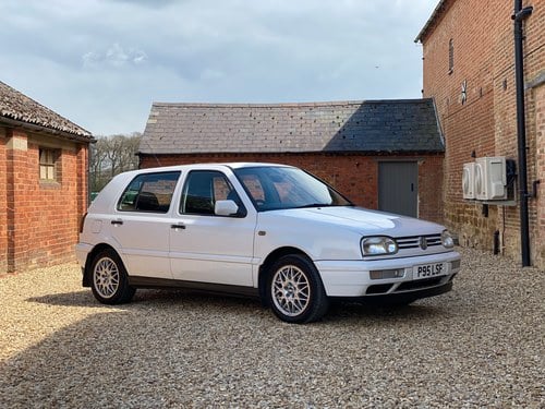 1996 VW Golf 2.8 VR6. 2 Previous Owners 67,000 Miles VENDIDO