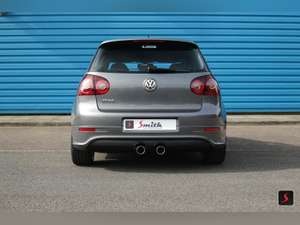 2005 A stunning 3 door, manual transmission, Volkswagen Golf R32 For Sale (picture 5 of 12)