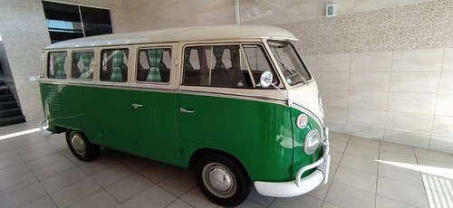 T1 split window bus 1975 In vendita