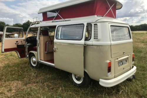 1972 Volkswagen T2 camper For Sale