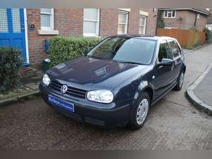2001 Volkswagen Golf MkIV 1.6 SE Automatic With Just 32k Miles For Sale (picture 1 of 12)
