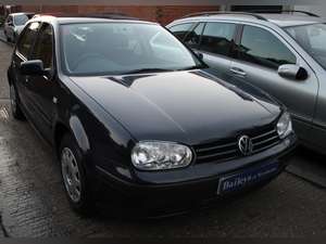 2001 Volkswagen Golf MkIV 1.6 SE Automatic With Just 32k Miles For Sale (picture 5 of 12)