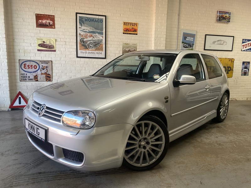 2003 VOLKSWAGEN GOLF R32 3 DOOR - VERY GENUINE LOW MILES