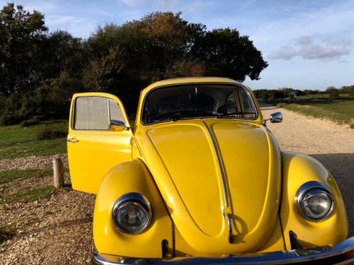 1975 VW Beetle classic - Special Edition Sunshine Beetle For Sale