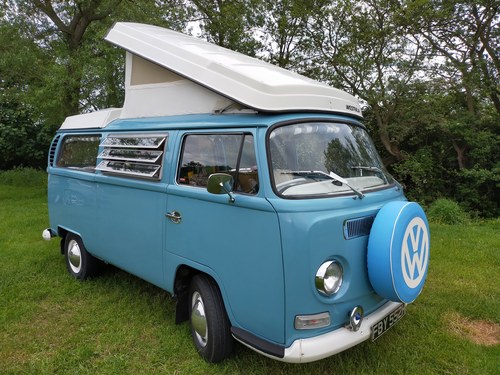 1969 T2 early bay wesfalia campervan For Sale