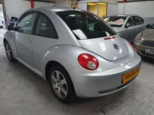 2009 Volkswagen Beetle *Silver* 1.6 - Genuine 10,000 Miles For Sale (picture 2 of 9)