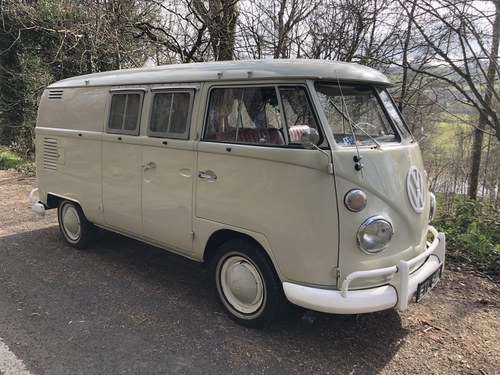 1965 VW Splitscreen Sundial Camper For Sale