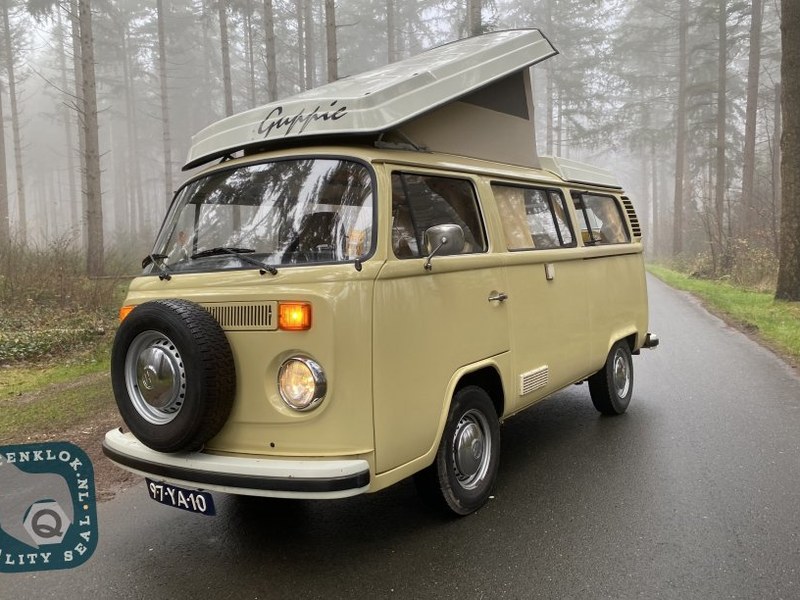 Volkswagen T2B, VW T2B, Volkswagen T2B Westfalia