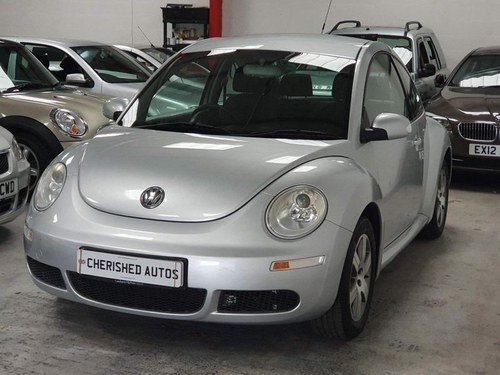 2009 VOLKSWAGEN BEETLE 1.6 Luna 3dr *SPECTACULAR*10,000 MILES VENDUTO