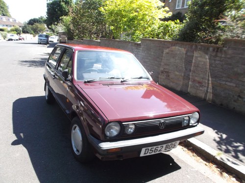 1986 VW Mk2 Polo CL hatchback with tow bar connection In vendita