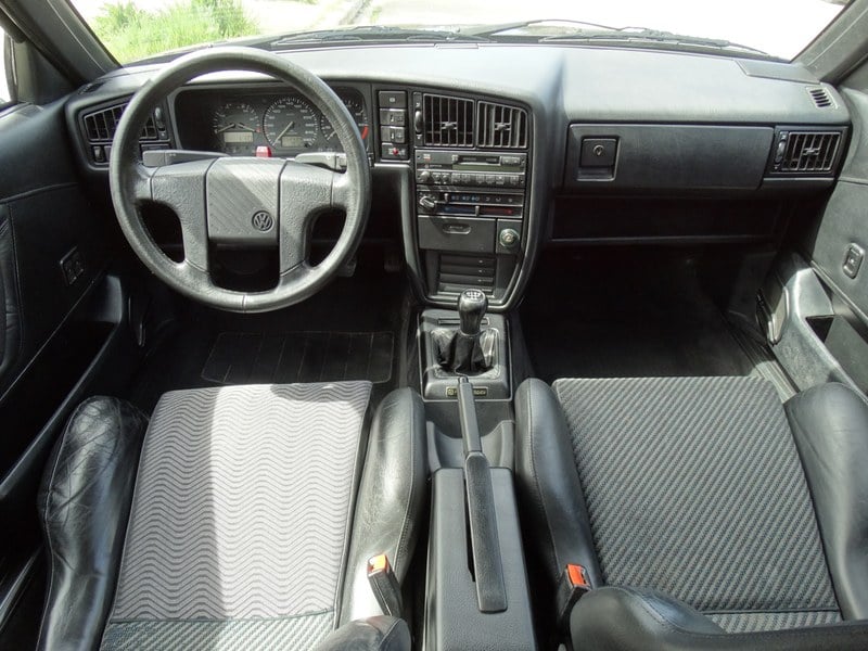 1991 Volkswagen Corrado - 7