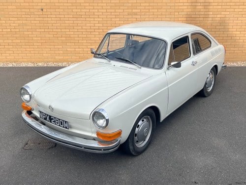 1973 VW FASTBACK 1600cc // Variant // Type 3 // AUTOMATIC SOLD