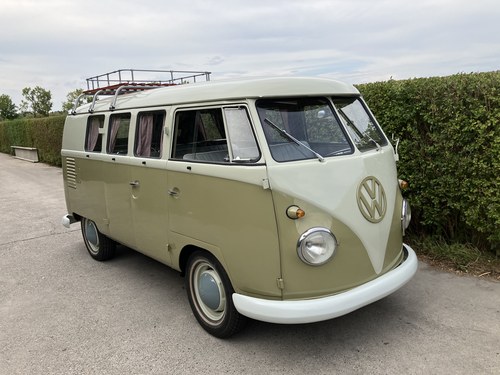 1961 Volkswagen T1 Bus 9-seater,fully restored For Sale